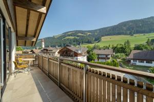 Apt Hofer Silena