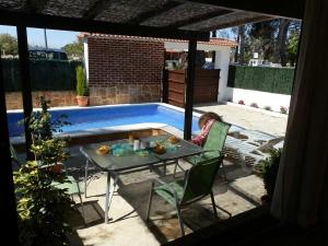 Ideal para vacaciones: Piscina privada, cerca del mar, wifi, mascotas bienvenidas, playa para perros - ES-184-14