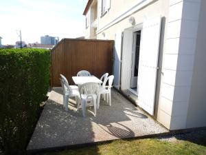 Appartement T3 avec Piscine à 200m de la Côte Sauvage et Proche Plages - Les Sables-dOlonne - FR-1-92-602