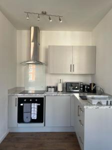 Modern Studio Flat City Centre