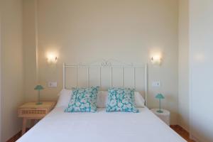 Seafront Views Apartment in Torre Valentina