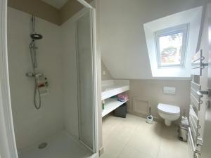 Maisons de vacances Maison calme 8-9 pers, 4 ch, jardin pres du Logeo - FR-1-639-95 : photos des chambres