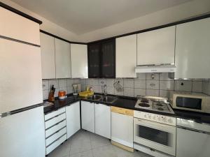 Apartments Mornar