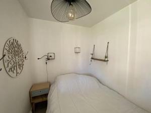 Appartement T2 avec terrasse et Wi-Fi proche des Thermes du Connétable - FR-1-541-125