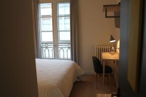 Hotels Hotel La Fontaine Caen Centre : photos des chambres