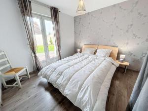 Maisons de vacances Maison a 500m de la plage avec jardin, 4 chambres, Wi-Fi et parking - 8 couchages - FR-1-361-539 : photos des chambres