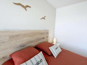 Appartements Appartement cosy avec balcon, port de Granville, 2 pers. - FR-1-361-550 : photos des chambres