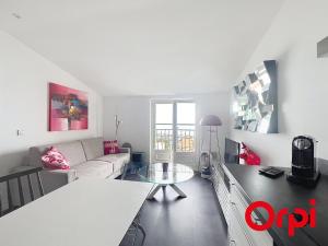 Menton : Superbe appartement 2 pièces, 4 pers, dernier étage, WIFI inclus - FR-1-647-49