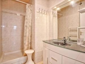 Appartements Maison familiale conviviale proche plage, 8 pers, jardin - FR-1-788-83 : photos des chambres