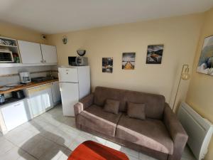 Appartement cosy avec piscine et parking proche mer - FR-1-92-954
