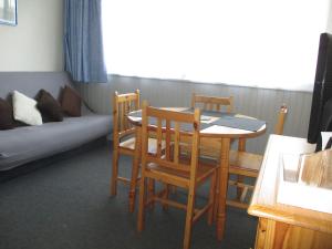 Appartement 4 pers près centre et pistes, navette, parking, lave-vaisselle - FR-1-814-74