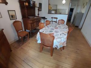 Maisons de vacances Appartement au calme avec Wifi, en Brenne - FR-1-591-754 : photos des chambres