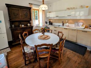 Gîte paisible près des forêts - FR-1-583-504