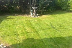 2 Bed Bungalow - Sleeps 4 - Pets - Parking - Wifi