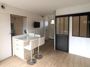 Studio Charmant Proche Plage pour 2 Pers avec Parking - FR-1-420-159