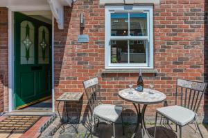 Sunnyside - Family Seaside Home, Crabpot Cottages, Sheringham