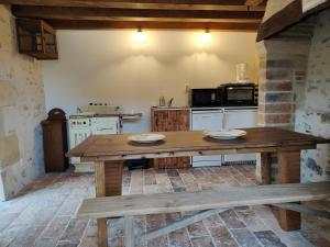 B&B / Chambres d'hotes Maison d-hotes familiale pres de La Fleche, animaux acceptes - FR-1-410-476 : photos des chambres