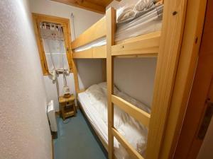 Appartement pour 4 pers., 2 chambres, parking inclus - FR-1-733-168