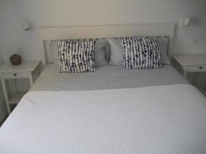 TORRES DEL SOL to 50 METTERS PLAYA LAS VISTAS Best beach Tenerife