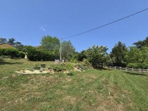 Maisons de vacances Charmante maison en Perigord pour 2 avec terrasse privative - FR-1-616-493 : photos des chambres