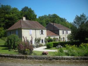 Maisons de vacances Gite paisible dans forets avec velos et randonnees, animaux admis - FR-1-583-503 : photos des chambres