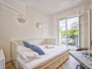 Appartements Studio moderne proche plage avec WiFi a Dives-sur-Mer - FR-1-788-84 : photos des chambres