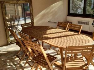 Grande Maison Familiale avec Piscine et Parking à Saint-Gaultier - FR-1-591-753