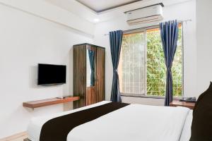 Super Townhouse Koregaon Park Formerly Red Velvet Suite