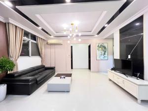 3BR duplex star hill apartment