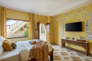 SaffronStays Rang Haveli - Heritage Super Deluxe Rooms, 3 mins from City Palace & Near Lake Pichola