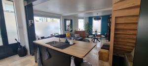 Maisons de vacances Maison de pecheur 4 chambres centre ville 10 min de la plage Good Mindset : photos des chambres