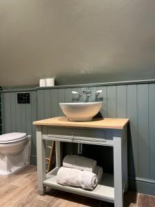 Charming one bedroomed pied a terre in rural locations