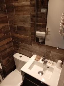 Hotels Hotel Modern Est : photos des chambres