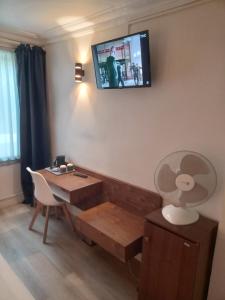 Hotels Hotel Modern Est : photos des chambres
