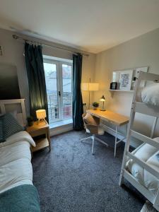 Cosy ensuite in heart of city