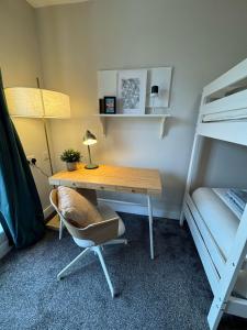 Cosy ensuite in heart of city