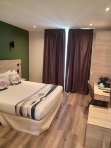 Hotels Hotel Modern Est : Chambre Classique