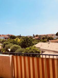 Lumineux avec piscine, Wifi & Terrace - Proche plage & Aéroport