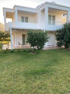 Einalia Holiday Homes