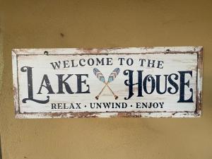 Luxury Lake Front Living