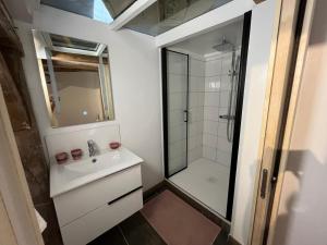 B&B / Chambres d'hotes Mercier de Montigny - Les Chambres du Beffroi - SPA et Massage : photos des chambres