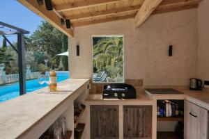 Villas Le Mas de l'Alliance - 12 p - Air Cond - private Pool - near Grignan : photos des chambres