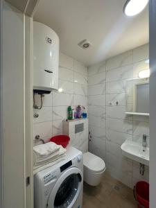 Modern 2BR - Smart TV and WiFi