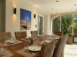 Villas Le Mas de l'Alliance - 12 p - Air Cond - private Pool - near Grignan : photos des chambres