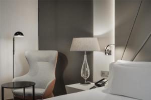 Superior Twin Room room in NH Collection Salamanca Palacio de Castellanos