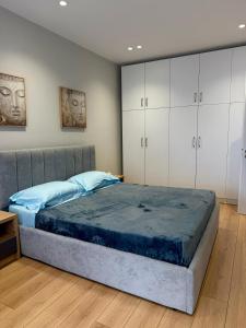Flos Apartament