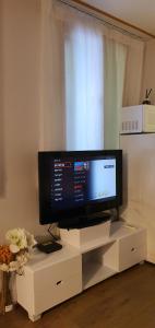 Best Location in Seoul 1 - 1min to Bangbae station, 1min to Airport Bus, Private room with kitchen