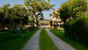 Nontas Garden - nature & waves