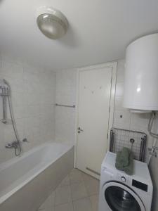 DELTA CITY Apartment