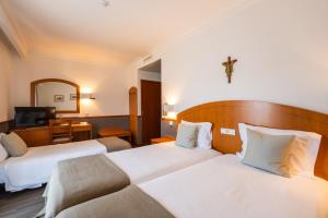 Triple Room room in Hotel Santo Amaro